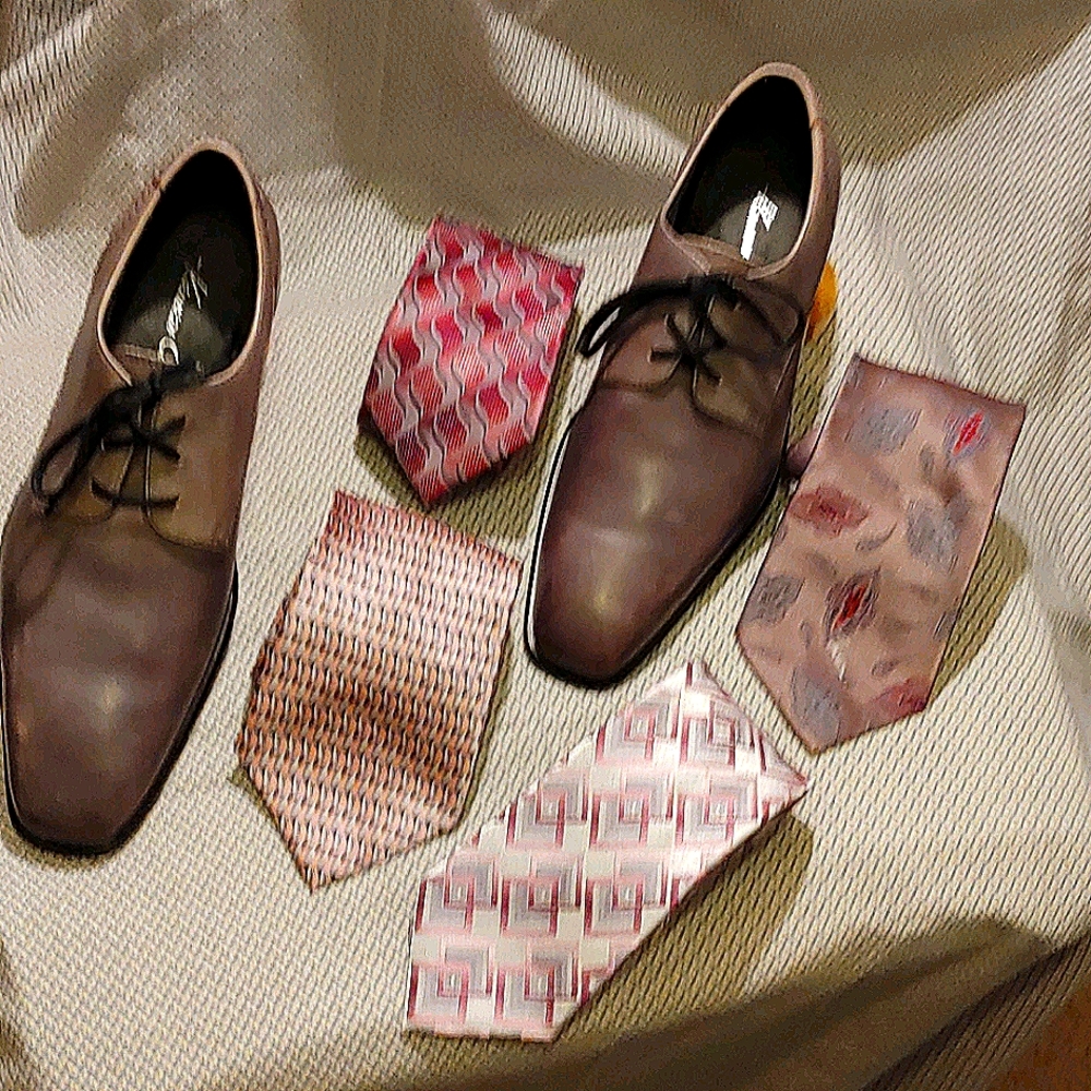 Men's shoes